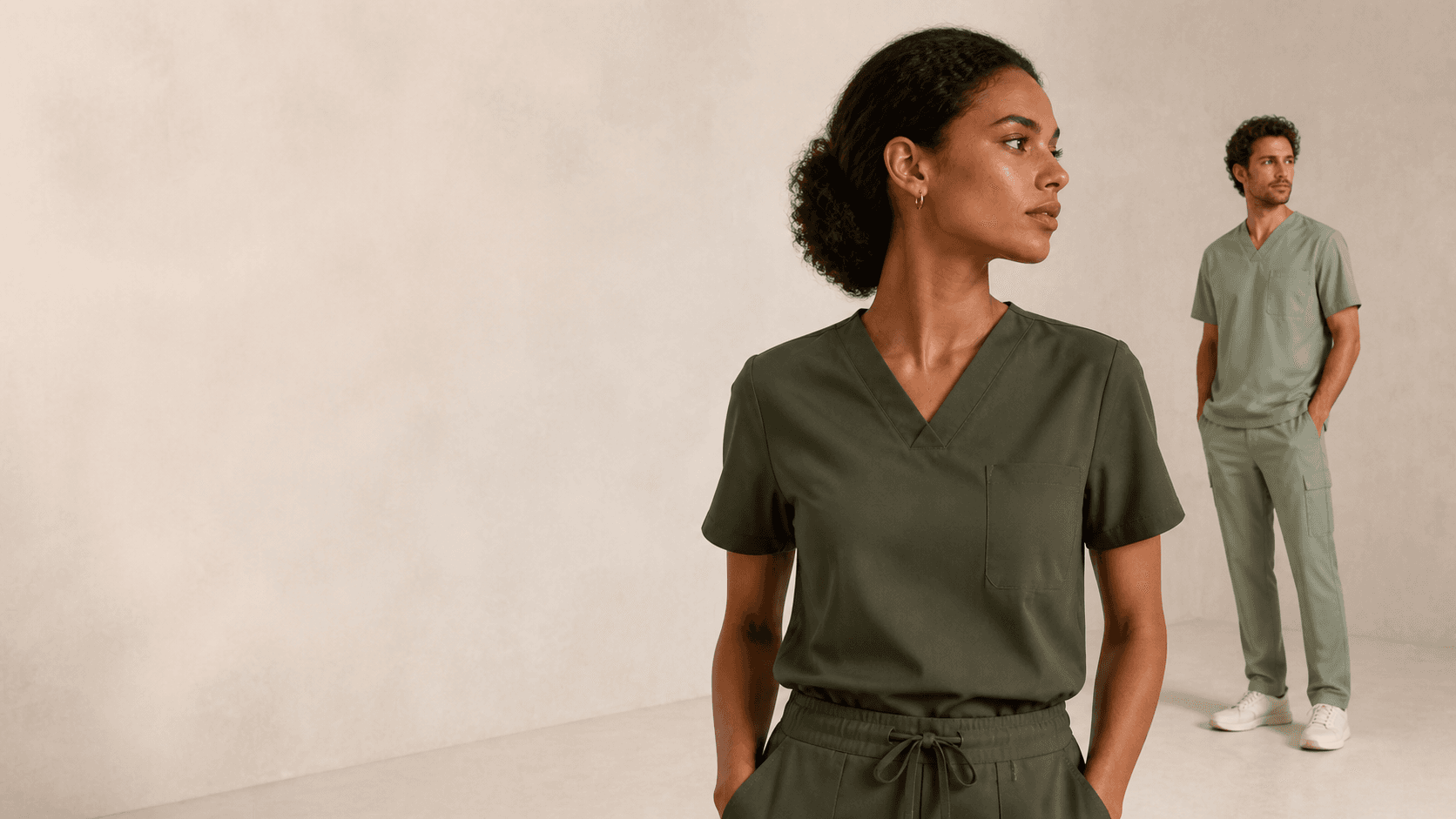 Profesionist medical poartă uniformă Arryna